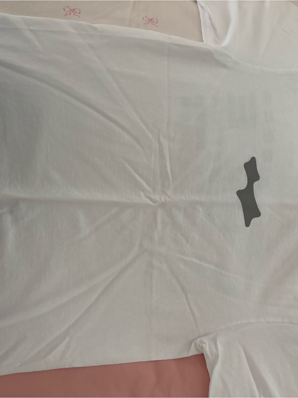 Justin Bieber White Short Sleeve Graphic Tee with Gray Accent